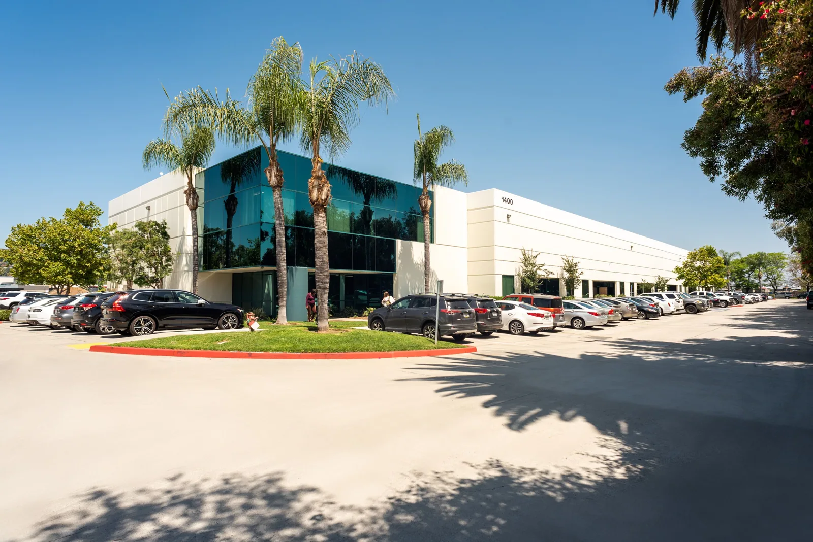 Commercial Roofing at Centre Pointe Business Park, CA