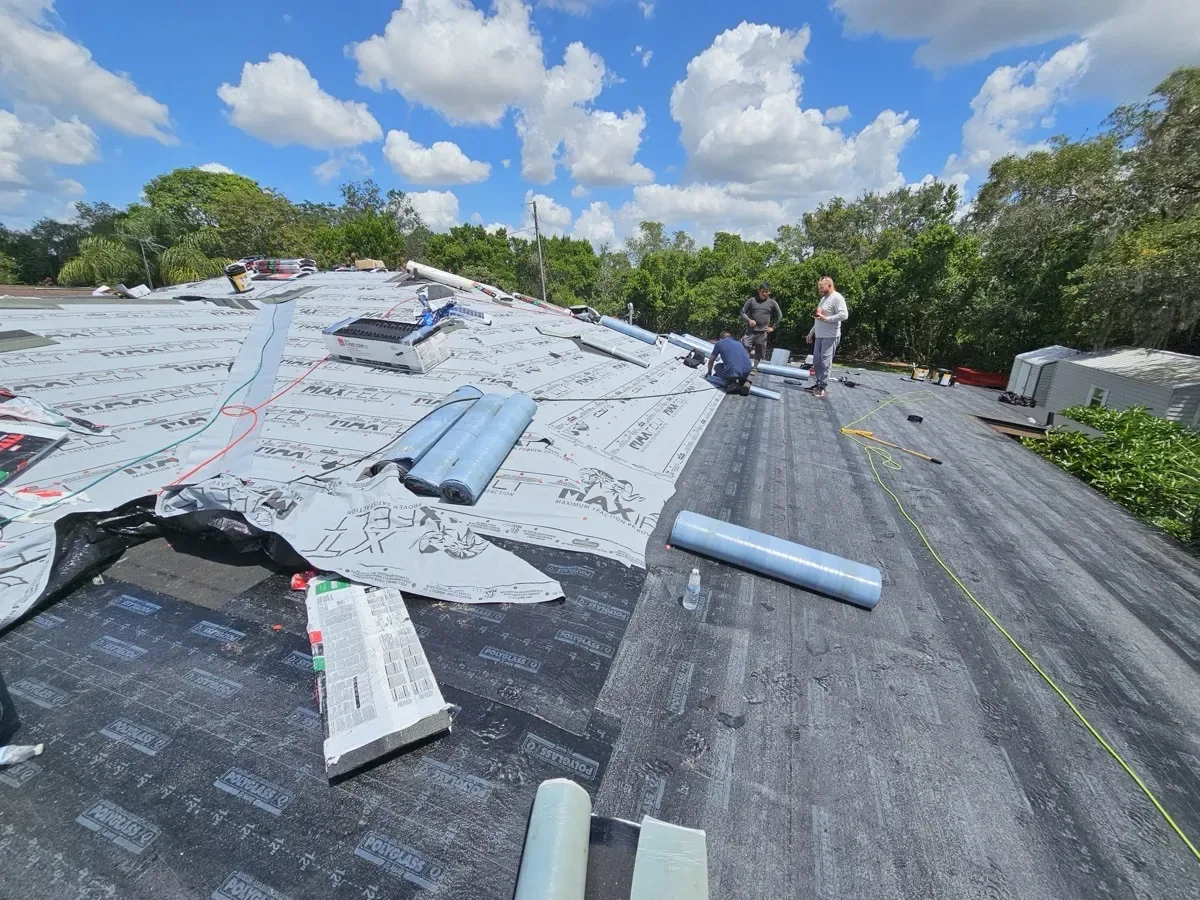 Emergency Roof Repair in Santa Clarita, CA